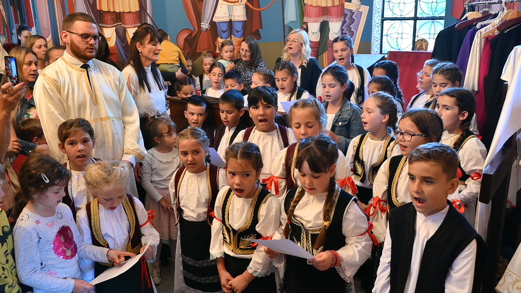 Посета наших ученика Светој Архијерејској Литургији